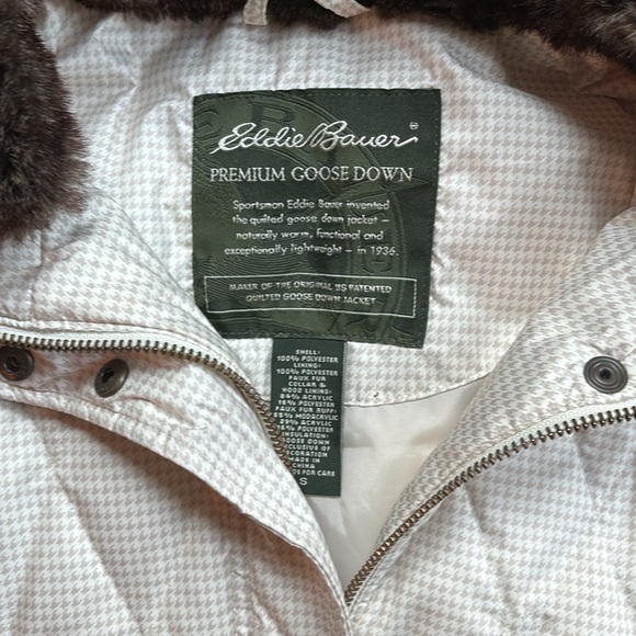 ❄️Goose DOWN Eddie Bauer Women’s Vest Fur Collar Removable Hood Small Puffer - Picture 2 of 13